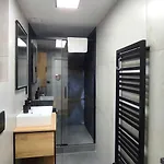 Anenske - Privatni A Tiche S Hotelovym Servisem, S Balickem Bonusu A S Vlastnim Parkovanim Za Zavorou - By Relax דירה