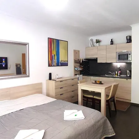 Anenske - Privatni A Tiche S Hotelovym Servisem, S Balickem Bonusu A S Vlastnim Parkovanim Za Zavorou - By Relax דירה *